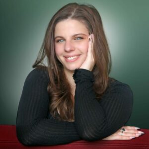 Hodis Learning & Music's history and English tutor, Madeline G.